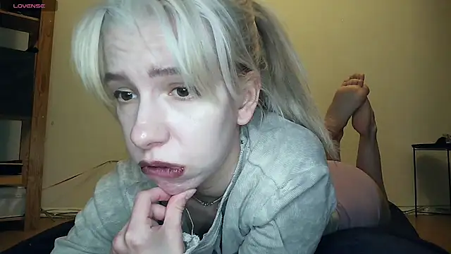 cruellagoth666 online show from April 2026 03:57:02 PM