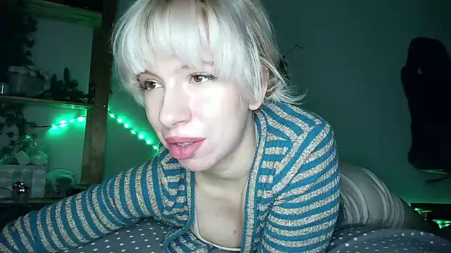Snapshot of cruellagoth666 chatting on February 2025 04:22:01 PM cruellagoth666 online show from February 2025 04:22:01 PM