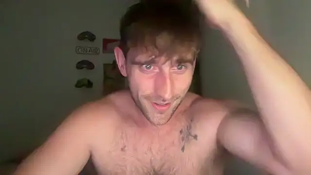 lukegunn online show from April 2026 11:33:02 PM