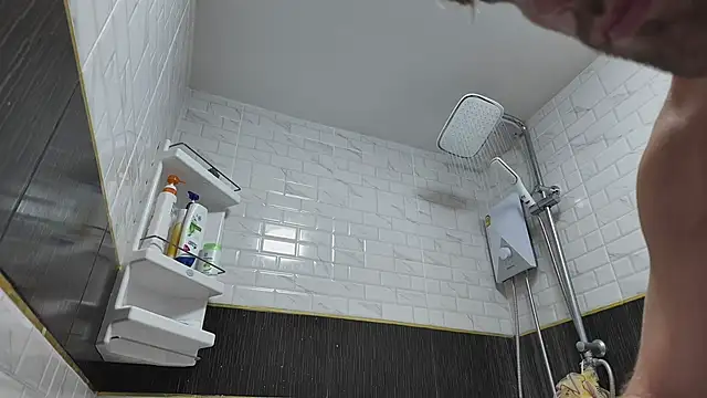 lukegunn online show from September 2025 10:52:02 PM