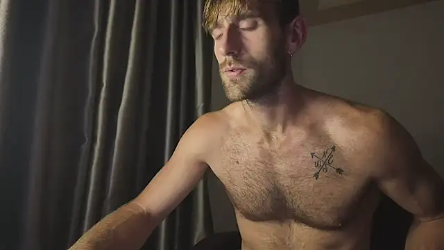 lukegunn online show from September 2025 11:05:02 PM