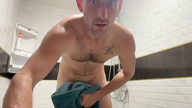 lukegunn online show from January 2025 11:24:02 PM