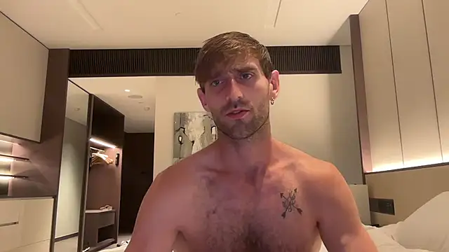 lukegunn online show from October 2025 11:16:01 PM