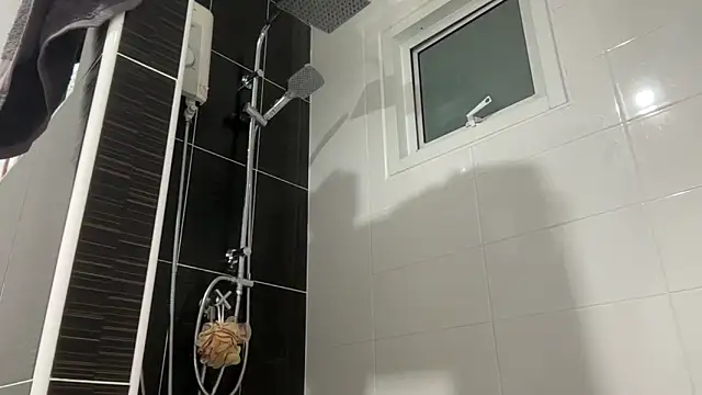 lukegunn online show from February 2026 11:26:02 PM