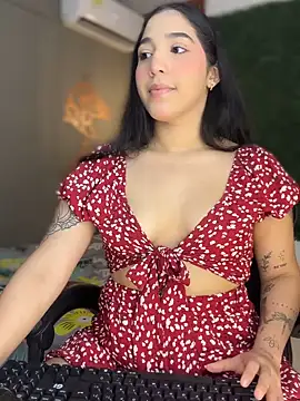 Snapshot of Amandanauty chatting on November 2025 05:52:01 AM Amandanauty online show from November 2025 05:52:01 AM