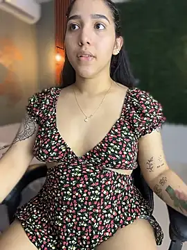 Snapshot of Amandanauty chatting on January 2026 07:23:01 AM Amandanauty online show from January 2026 07:23:01 AM