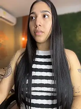 Amandanauty online show from March 2026 07:17:01 AM