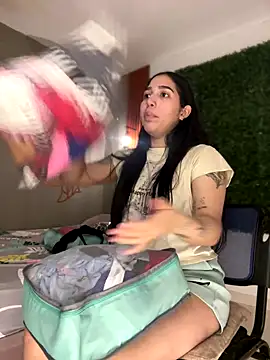 Snapshot of Amandanauty chatting on September 2025 01:00:02 PM Amandanauty online show from September 2025 01:00:02 PM