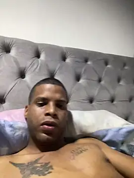 XWillianSmithX online show from February 2026 07:06:02 AM