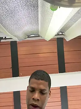 XWillianSmithX online show from May 2026 07:23:02 PM
