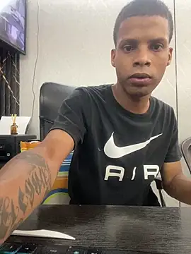 XWillianSmithX online show from September 2025 05:30:01 PM