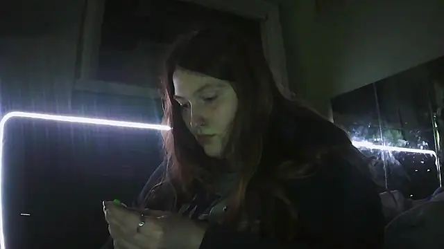 Snapshot of Angelk43 chatting on May 2026 05:39:02 AM Angelk43 online show from May 2026 05:39:02 AM