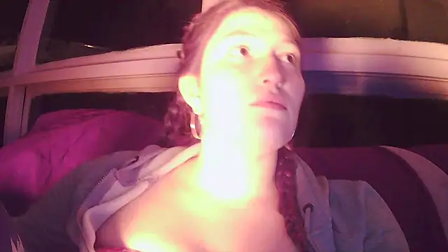 Snapshot of Angelk43 chatting on February 2026 05:51:01 AM Angelk43 online show from February 2026 05:51:01 AM