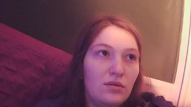 Snapshot of Angelk43 chatting on January 2026 07:25:02 AM Angelk43 online show from January 2026 07:25:02 AM