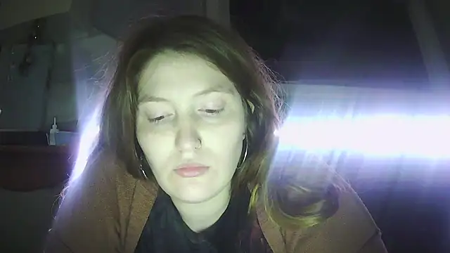 Snapshot of Angelk43 chatting on May 2026 03:11:02 AM Angelk43 online show from May 2026 03:11:02 AM
