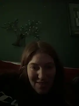 Snapshot of Angelk43 chatting on November 2025 09:21:02 AM Angelk43 online show from November 2025 09:21:02 AM