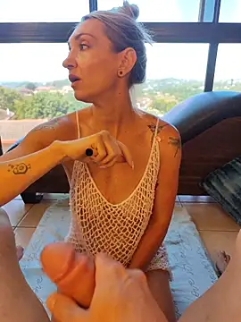 MissLMrJ online show from December 2025 07:14:02 AM