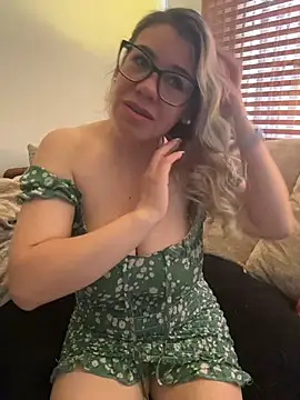 salomesweet13 online show from February 2026 05:02:01 PM