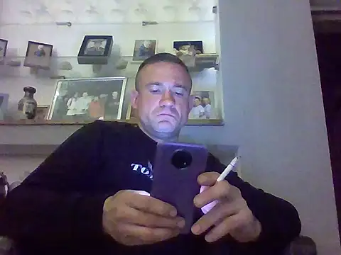 aroj95 online show from May 2026 01:33:01 AM