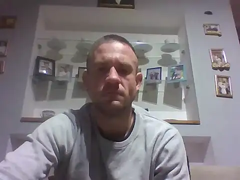 aroj95 online show from October 2025 01:51:02 AM