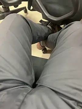 Snapshot of Bareilly_Boy1 chatting on February 2025 01:32:02 PM Bareilly Boy1 online show from February 2025 01:32:02 PM