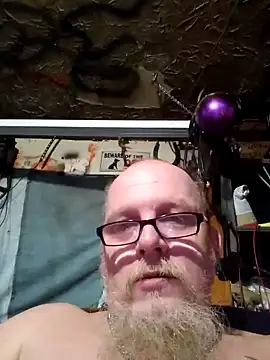 Kevinmc1d online show from October 2025 03:58:01 PM
