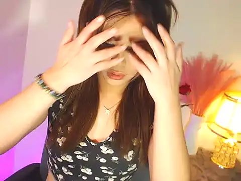 Snapshot of MajesticKitana chatting on November 2025 05:33:02 AM MajesticKitana online show from November 2025 05:33:02 AM