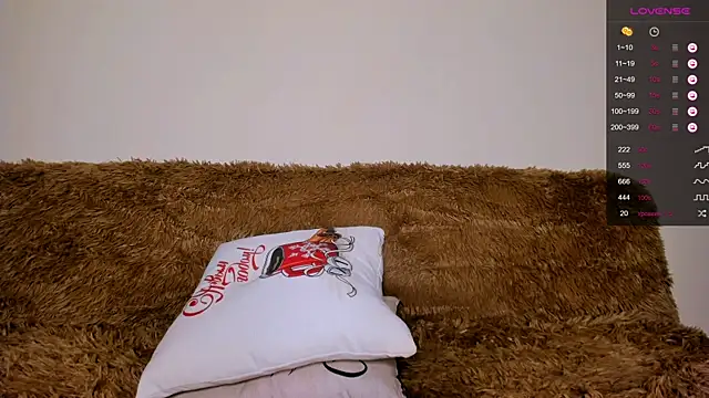 Snapshot of mayWaya chatting on November 2025 05:56:01 PM mayWaya online show from November 2025 05:56:01 PM