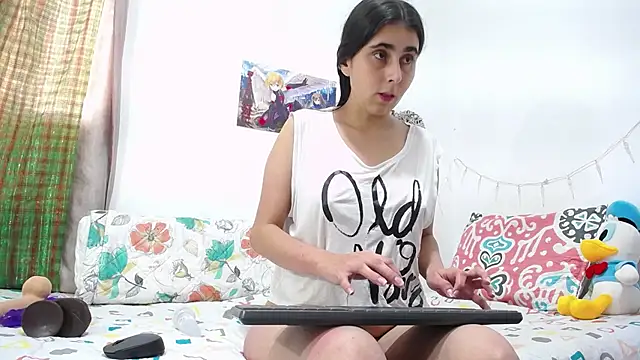 camila camila online show from February 2026 01:51:02 PM