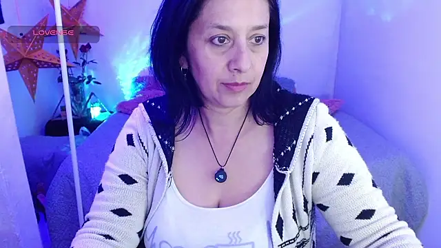 camilalatti online show from January 2026 12:03:01 AM