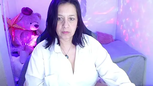 camilalatti online show from April 2026 12:39:01 AM