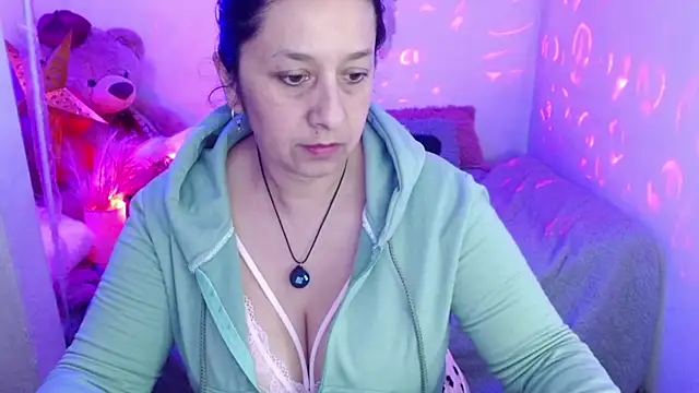 camilalatti online show from March 2026 12:45:02 AM