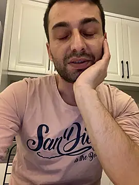 Emre-34 online show from December 2025 10:32:02 PM