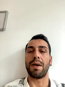 Snapshot of Emre-34 chatting on December 2025 08:37:02 AM Emre-34 online show from December 2025 08:37:02 AM