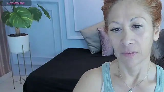 cintiagreyx online show from March 2026 11:25:02 AM