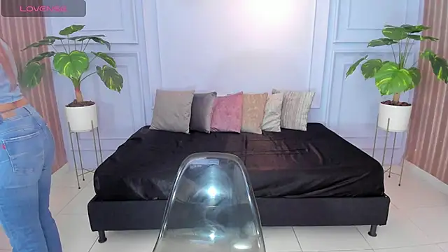 cintiagreyx online show from March 2026 11:33:02 AM