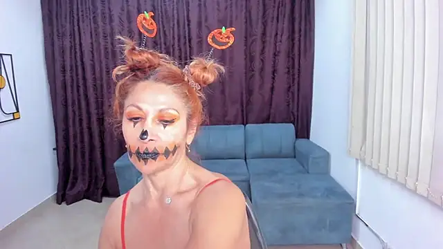 cintiagreyx online show from October 2025 12:13:02 PM