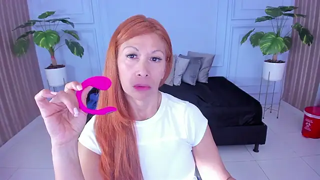 cintiagreyx online show from March 2026 11:27:02 AM