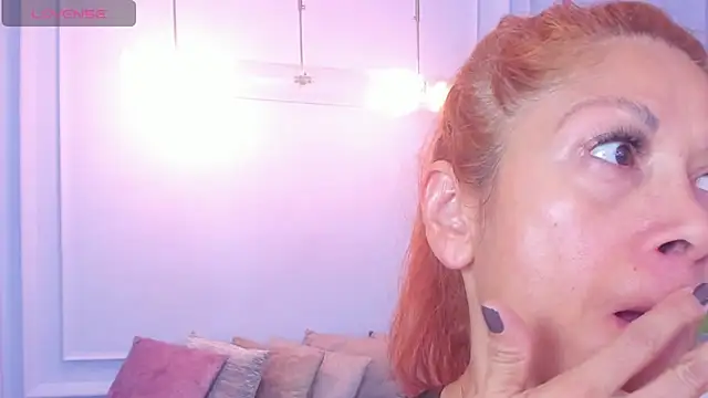 cintiagreyx online show from March 2026 11:37:02 AM