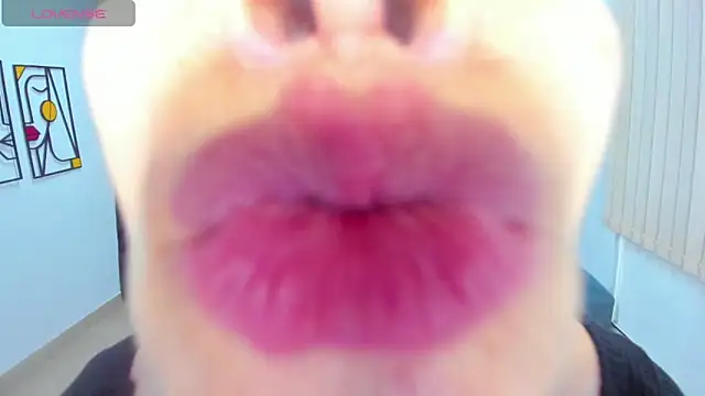 Snapshot of cintiagreyx chatting on September 2025 11:38:02 AM cintiagreyx online show from September 2025 11:38:02 AM