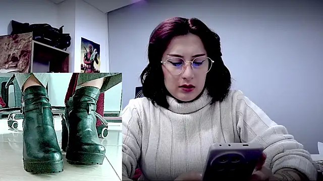 Scarlett Sen online show from April 2026 01:29:01 PM