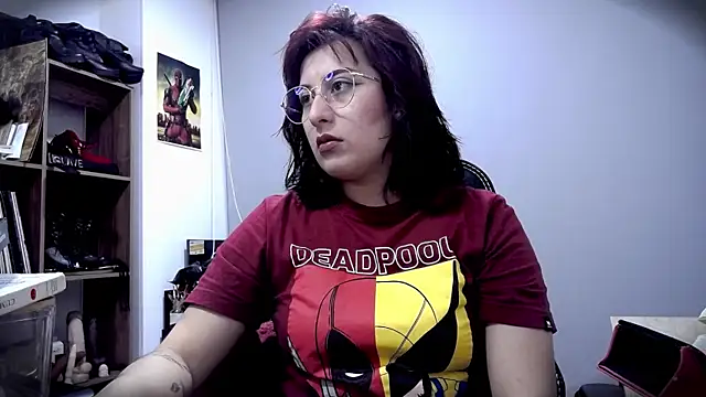 Snapshot of Scarlett_Sen chatting on May 2026 02:33:02 PM Scarlett Sen online show from May 2026 02:33:02 PM