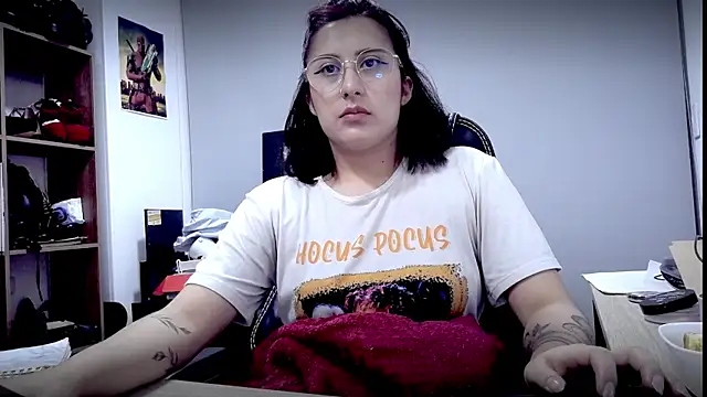 Scarlett Sen online show from April 2026 03:17:01 PM