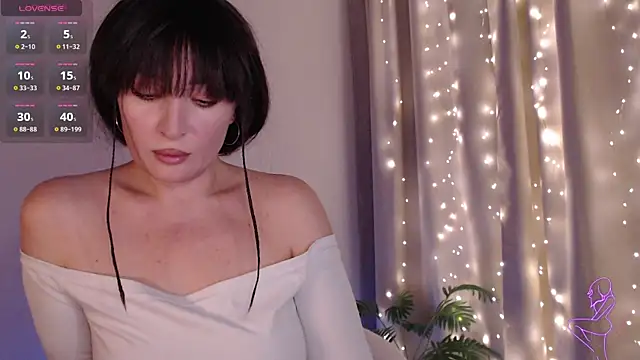 Zeeeme online show from May 2026 06:56:01 PM