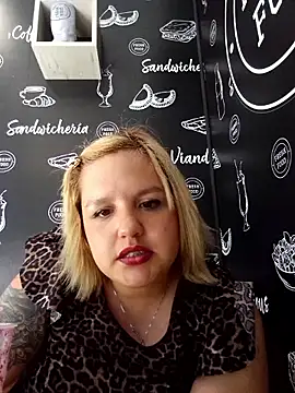 shaynarg online show from December 2025 06:45:02 PM