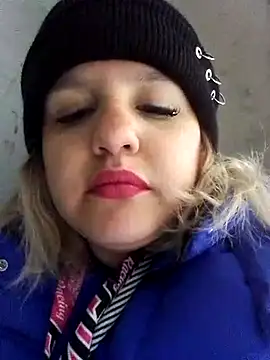 Snapshot of shaynarg chatting on September 2025 02:23:02 PM shaynarg online show from September 2025 02:23:02 PM