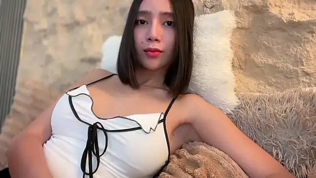 GenesisCastillano online show from April 2026 05:14:02 AM