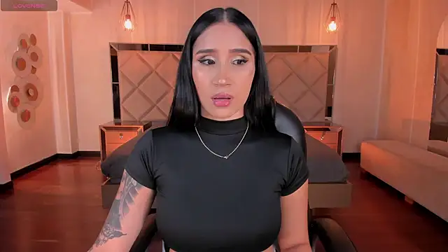 NickyLawson online show from April 2026 04:37:02 AM