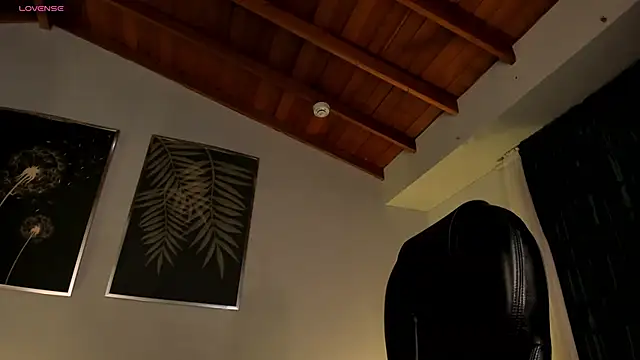 NickyLawson online show from January 2026 04:50:02 AM