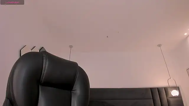 NickyLawson online show from March 2026 04:07:01 AM